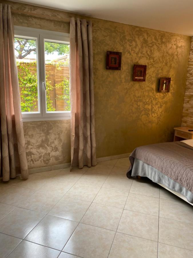 Hotel Le Derby Cagnes-sur-Mer Exteriör bild
